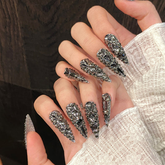 Premium Rhinestone Patterns nails