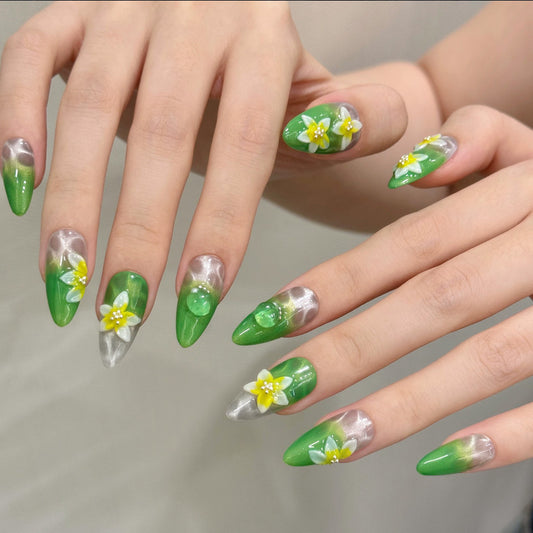 Delicate Daisy Press-On Decorations