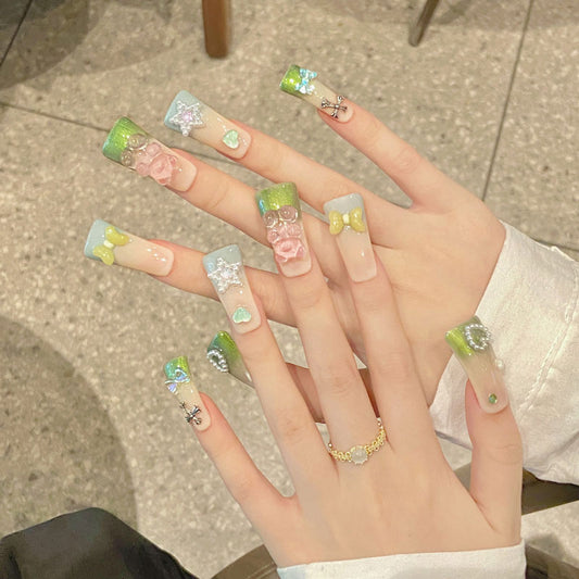 Artisan Handcrafted Flare naisl Design