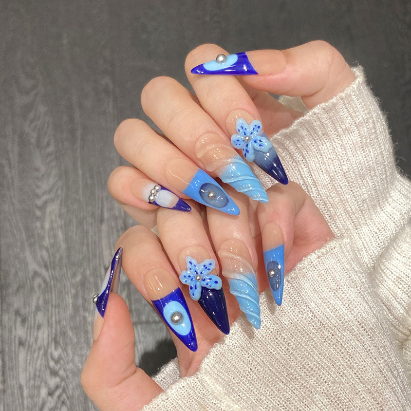 Floral Eye Pattern Details - Unique Small Motif Nail Art