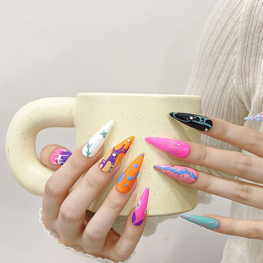 Sharp Stiletto Point Nails - Dramatic Fashion Statement Design