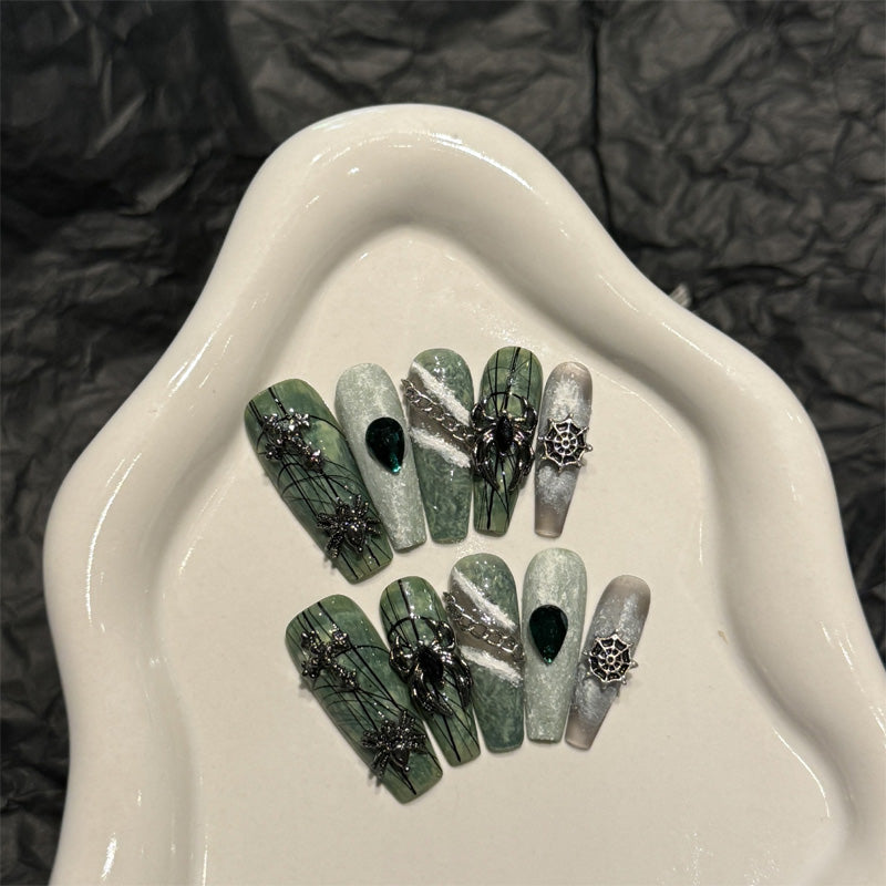 Dark mystical nails