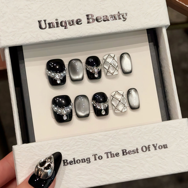  Handmade Squoval Shape Short Nails - Complete Modern Press On Set