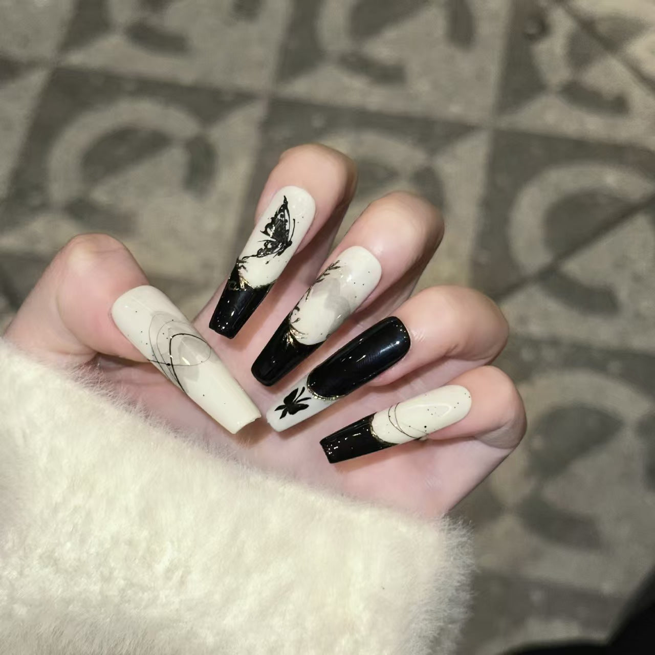Kapownails 3D Butterfly Press On Nails - Black & White Geometric Glam