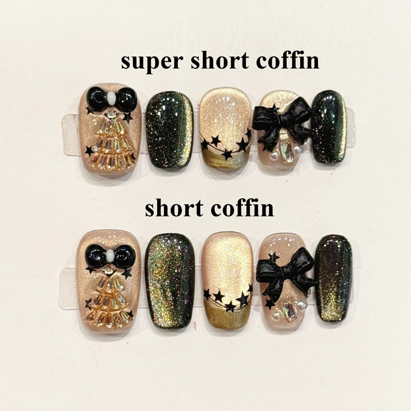 KAPOWNAILS coffin nails featuring sophisticated Christmas design - luxurious gold tree, glossy black bow, emerald sparkle, handcrafted quality, 10-piece set