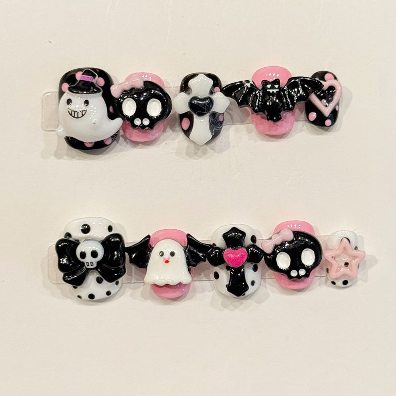 KAPOWNAILS squoval short nails featuring kawaii gothic design - cute ghost, playful skull, spooky bat, heart accents, handcrafted quality, 10-piece set