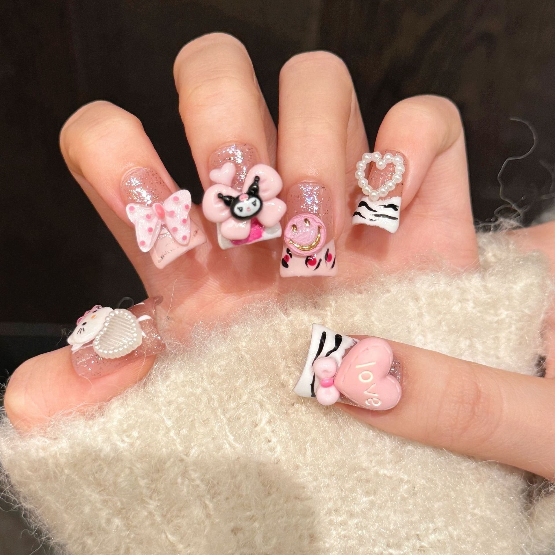 KAPOWNAILS Pink Cartoon Press - ons, Hello Kitty  3D Bow Decor