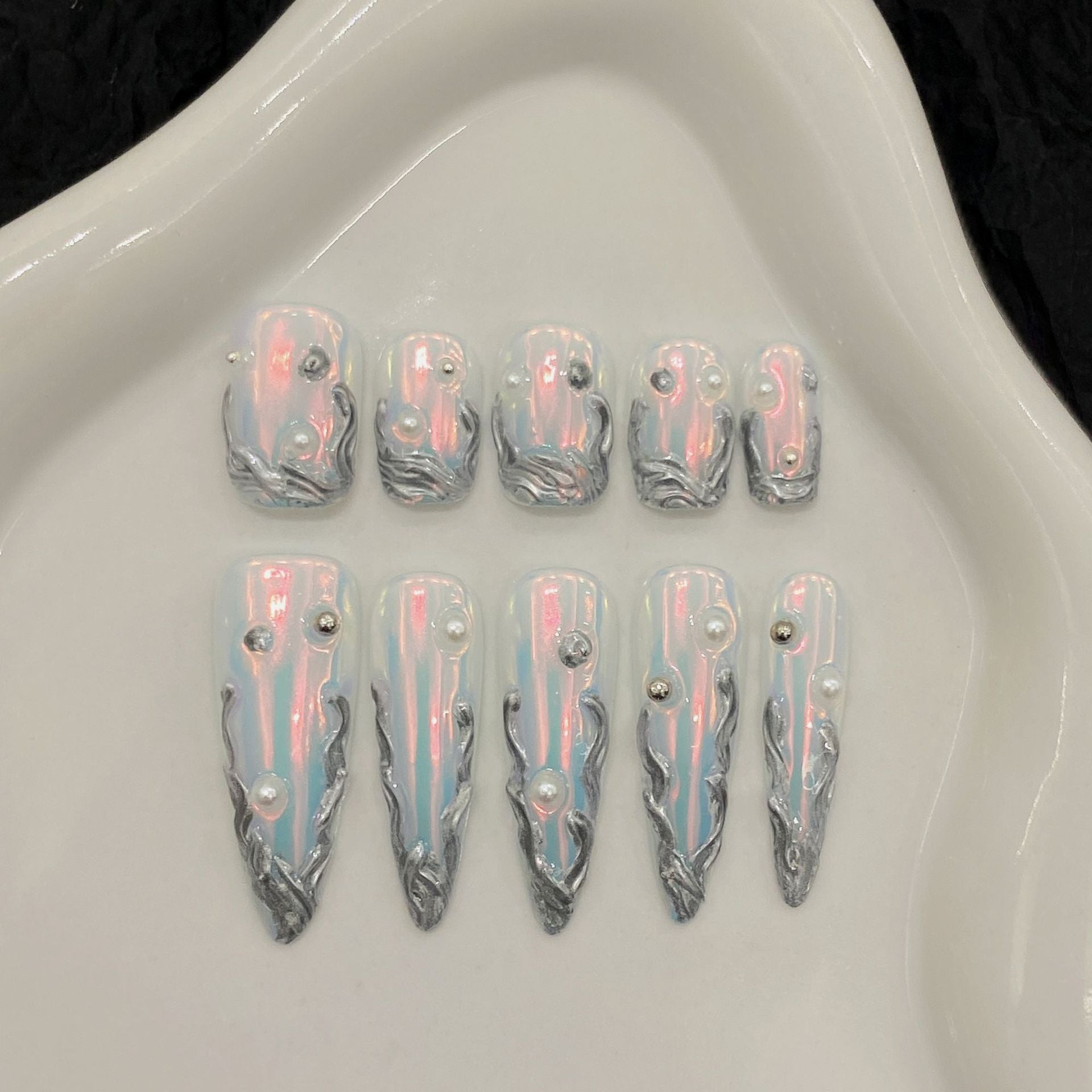 KAPOWNAILS Aurora Silver Press - ons, Iridescent Pearl & Chrome Accents